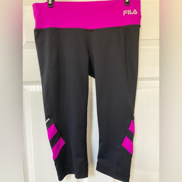 Fila short leggings Size S - Picture 1 of 3